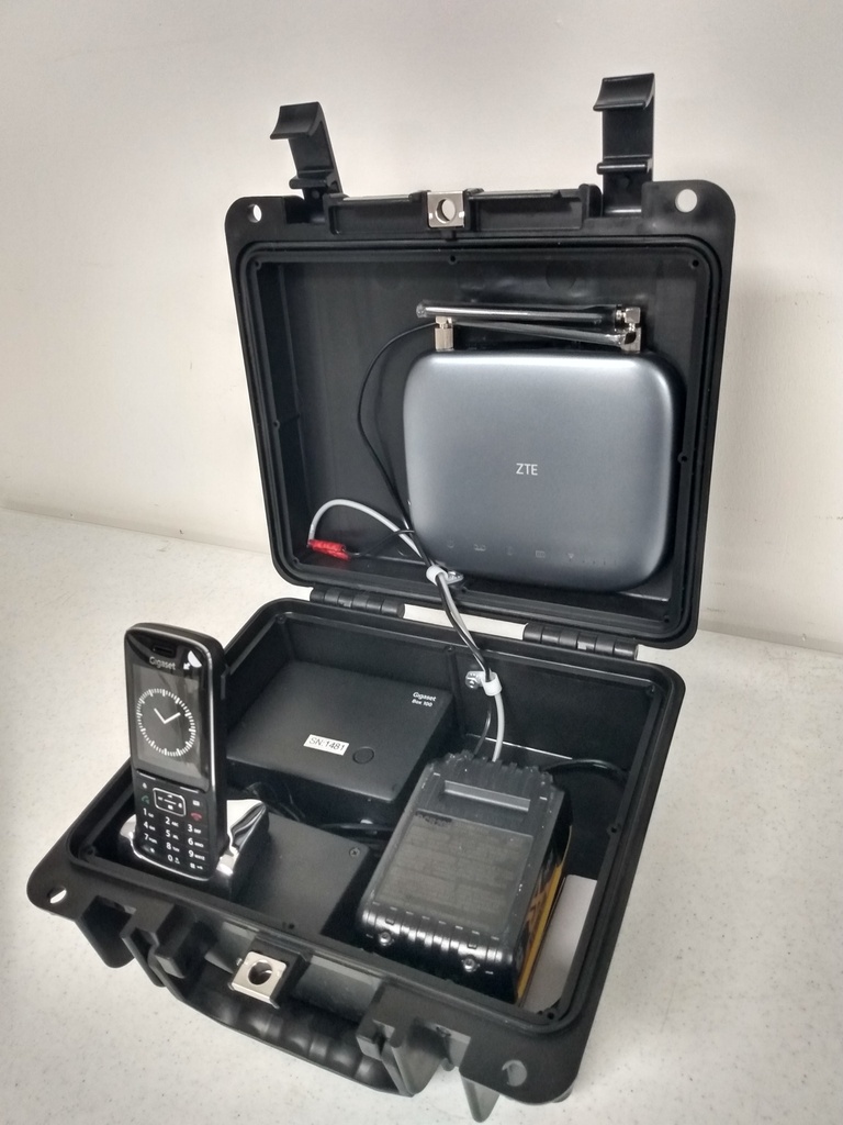 [KWG6AMWCL] Phone Kit in Waterproof Case (Drill Battery Adapter, Gigaset E630, Milwaukee / DeWalt, Cordless)